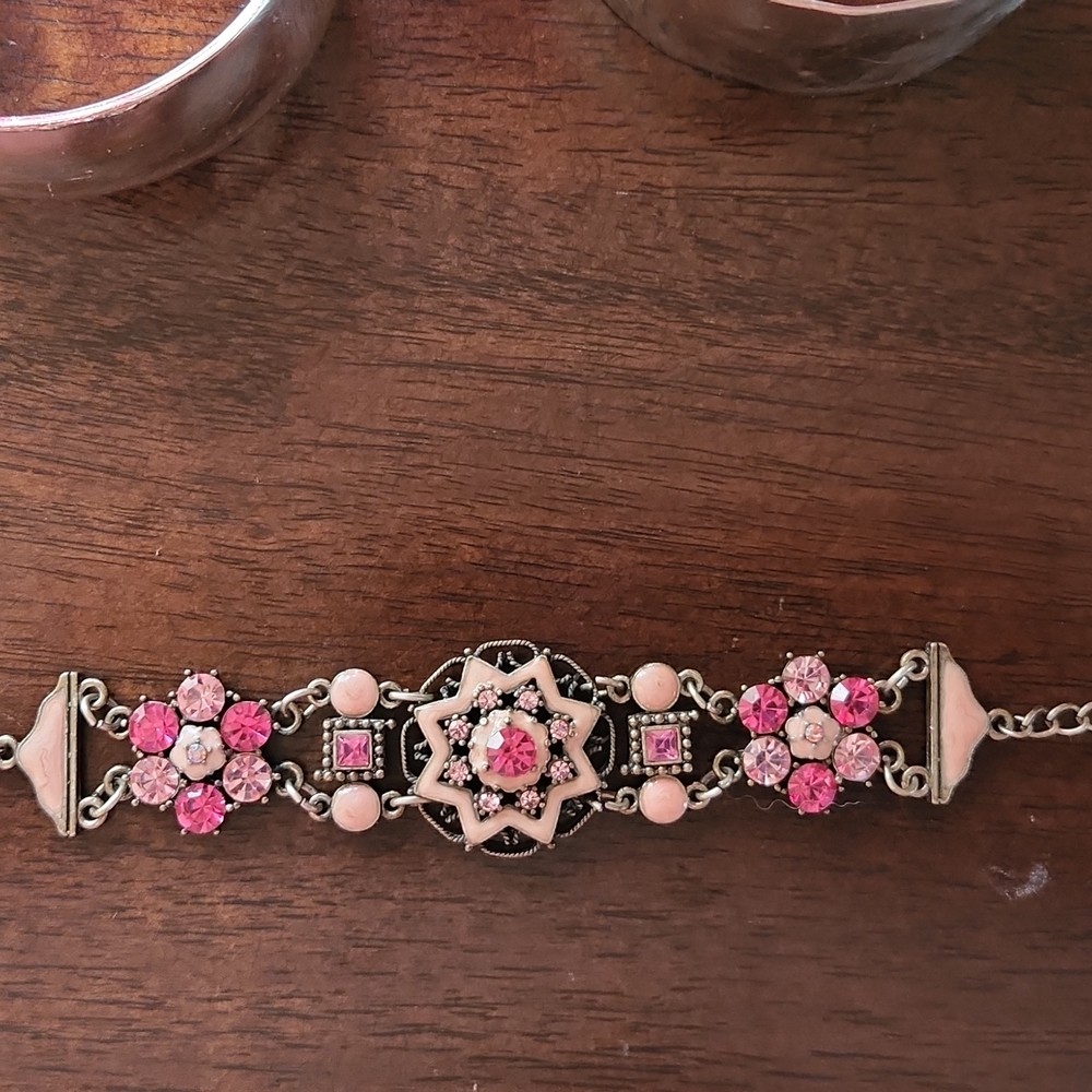 Bohemian style pink/gold bracelet with 2 bangle bracelets